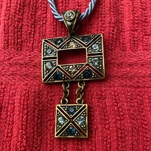 Elegant Gold and Blue Pendant Necklace